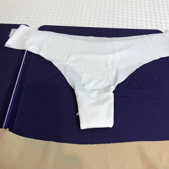 3 PCS SEAMLESS WOMEN ICE SILK UNDERWEAR V-WAIST COTTON CROTCH SIZE M - Picture 5 of 8